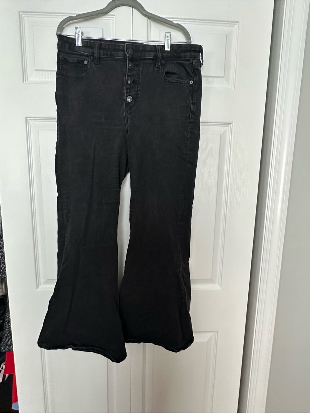 American Eagle Outfitters Black High-Rise Flare Jeans